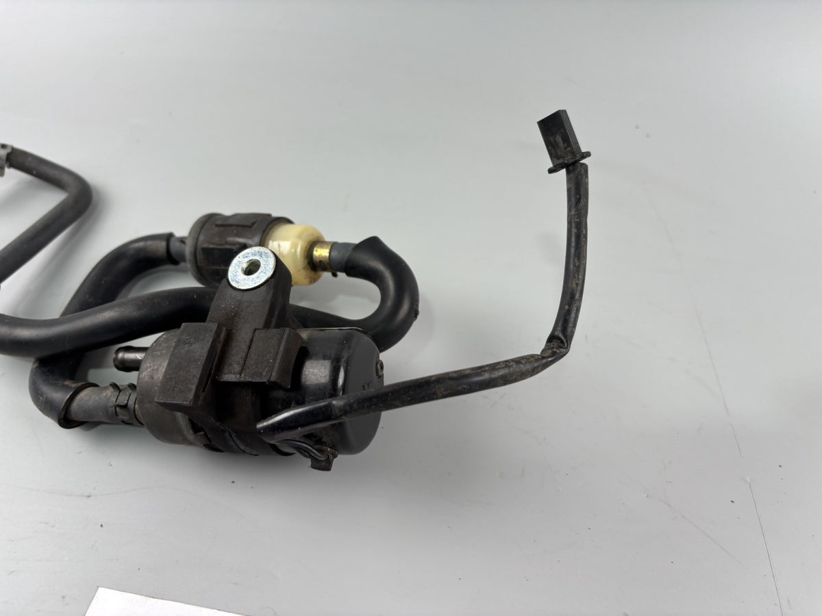 Yamaha FZS600 Fazer RJ02 Benzinpumpe Fuel Pump Gas Gasoline Kraftstoff