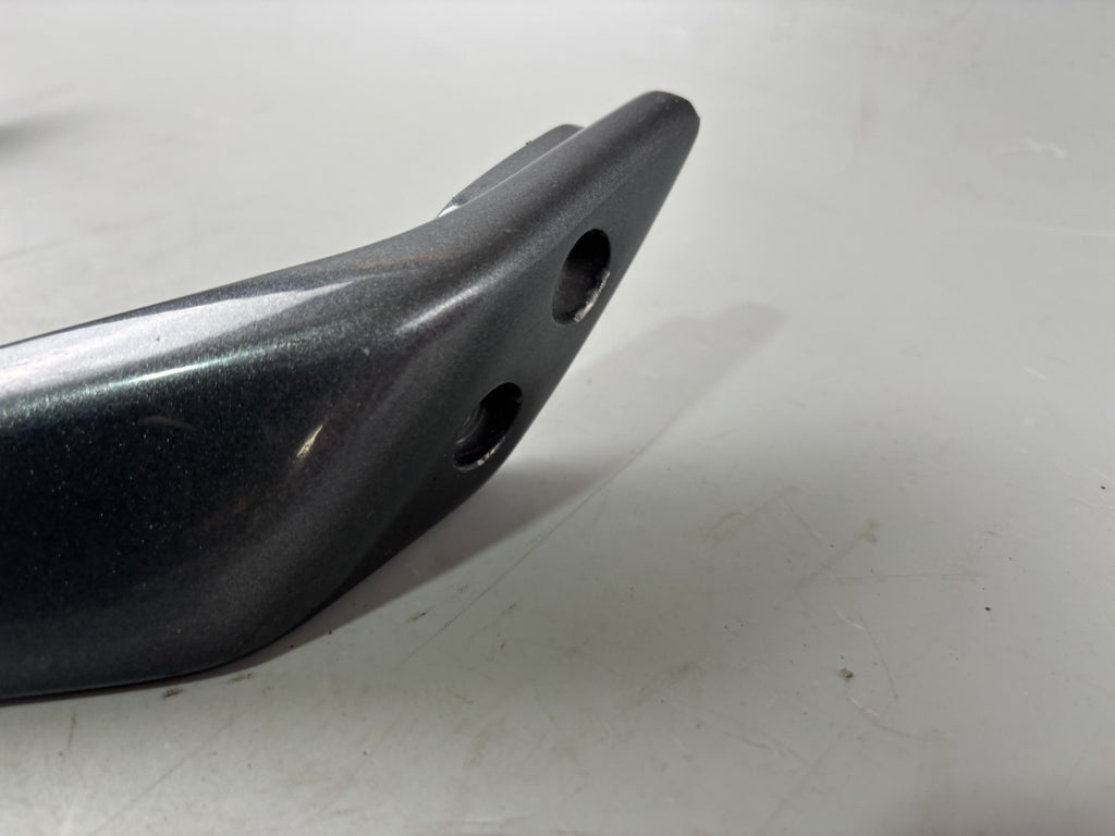 Suzuki GSX-R 1100 W GU75C Soziusgriff Beifahrergriff Spoiler Halter Halterung