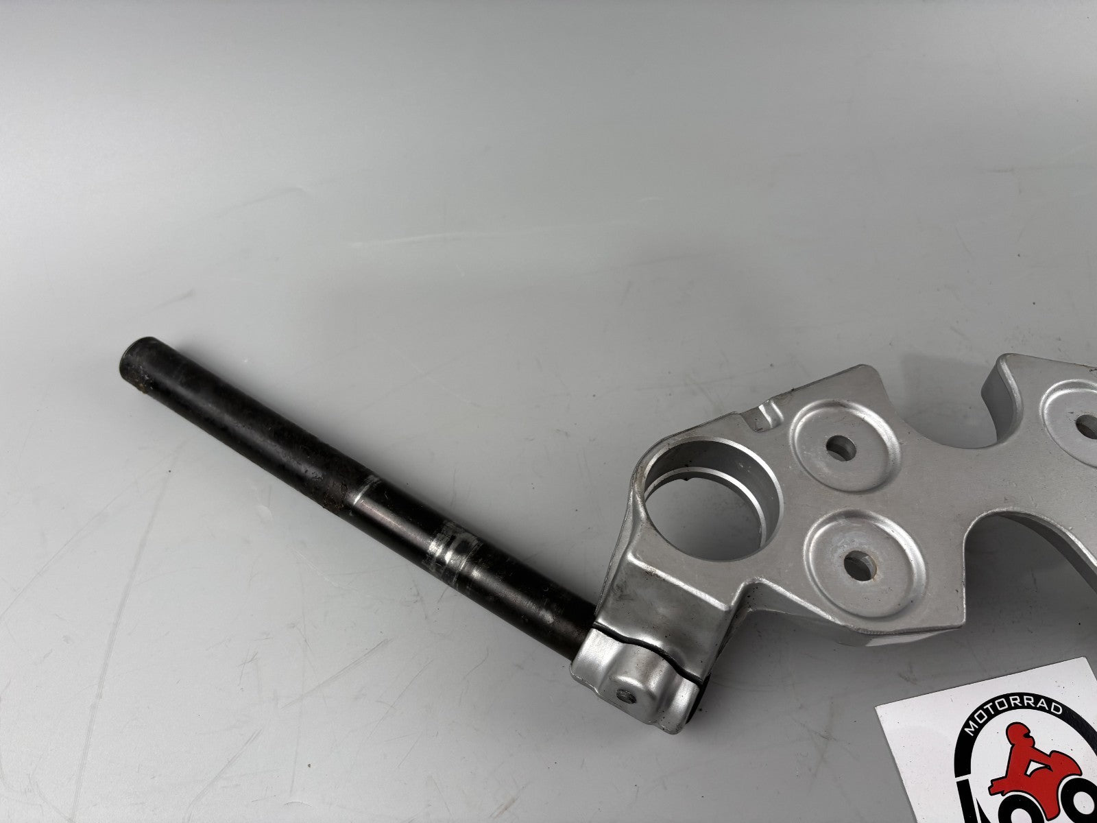 Suzuki GSX 750 F AK11 Lenker Stummellenker Handlebar rechts links Gabelbrücke