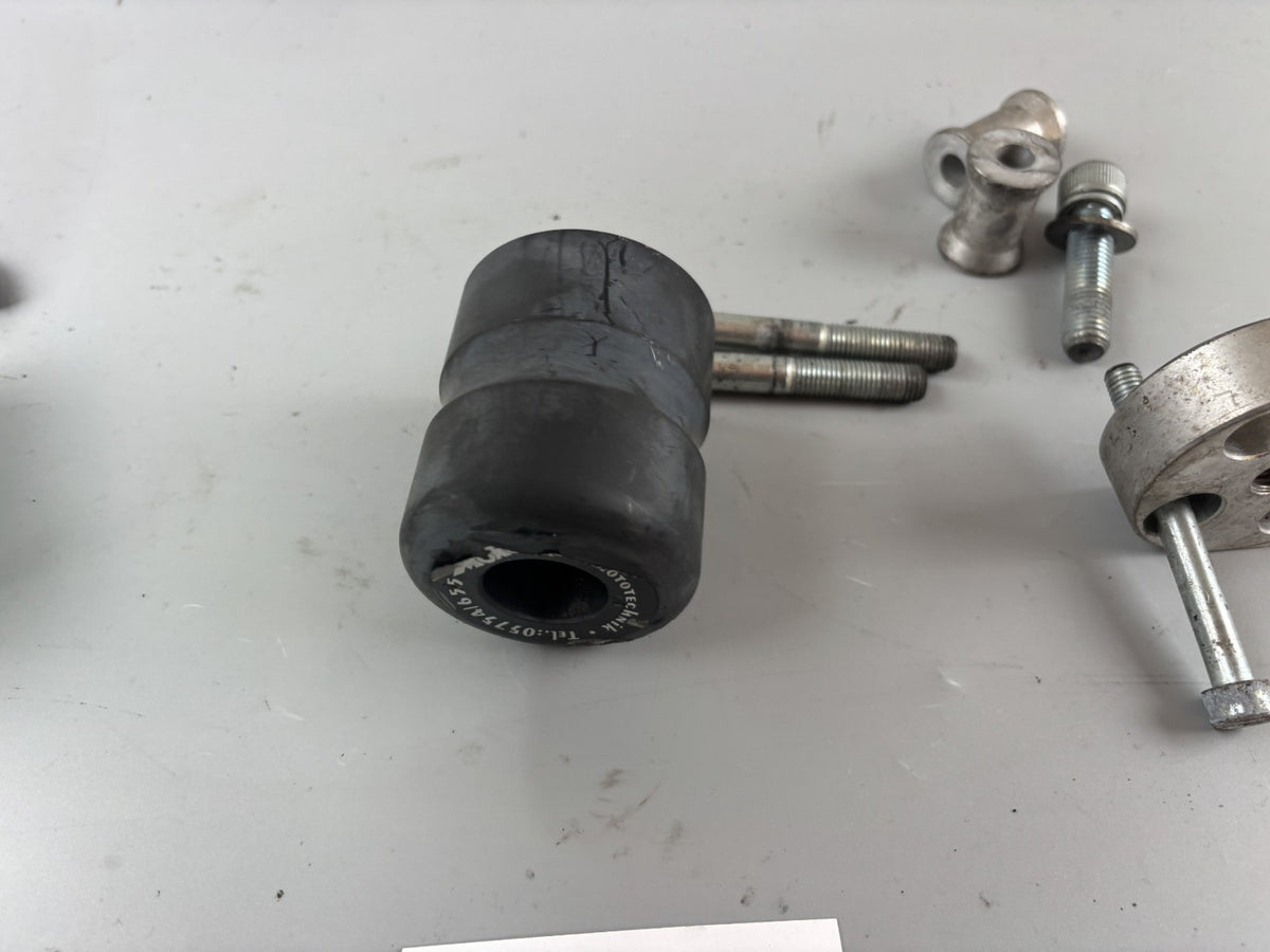 Kawasaki ZRX1100 ZRT10C Sturzpads Sturzbügel Motorschutz Protect