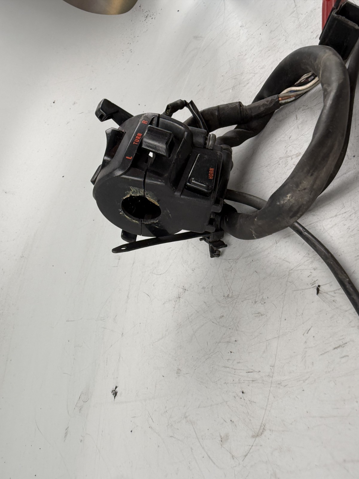 Honda VFR750 F Rc36/1 Lenkerschalter links left Handlebar