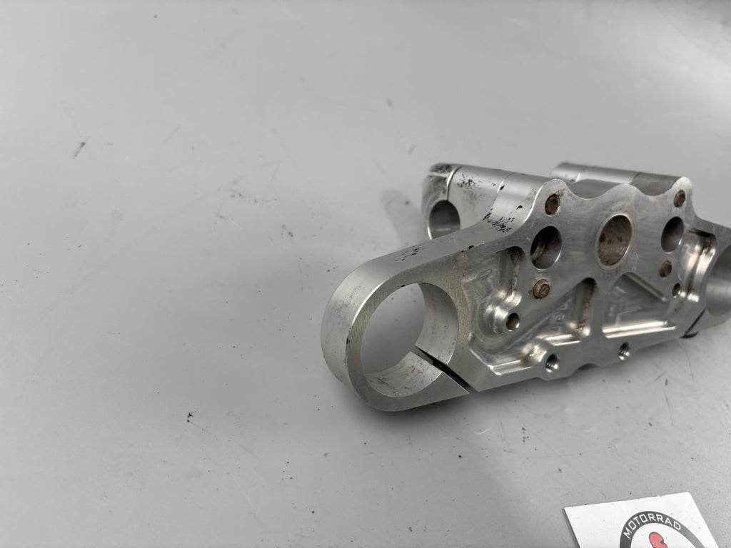 Suzuki SV650 S AV Gabelbrücke ABM Bridge Verbindung oben obere