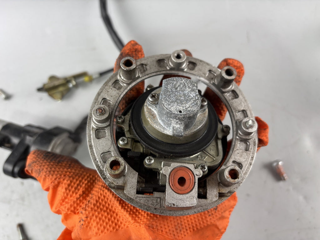 Suzuki GSX 750 AE Inazuma Schlosssatz Key Zündschloss Tankschloss Lock