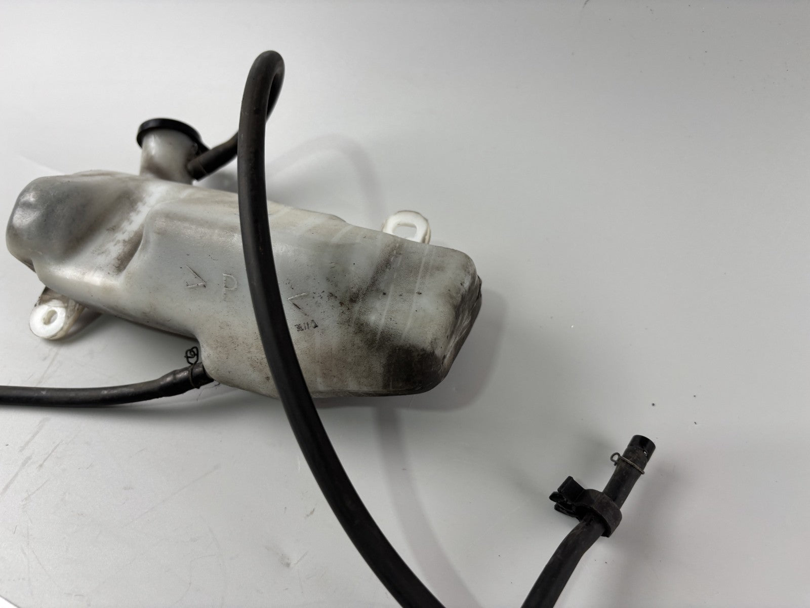 Yamaha FZS600 Fazer RJ02 Ausgleichsbehälter Flüssigkeitsbehälter Tank
