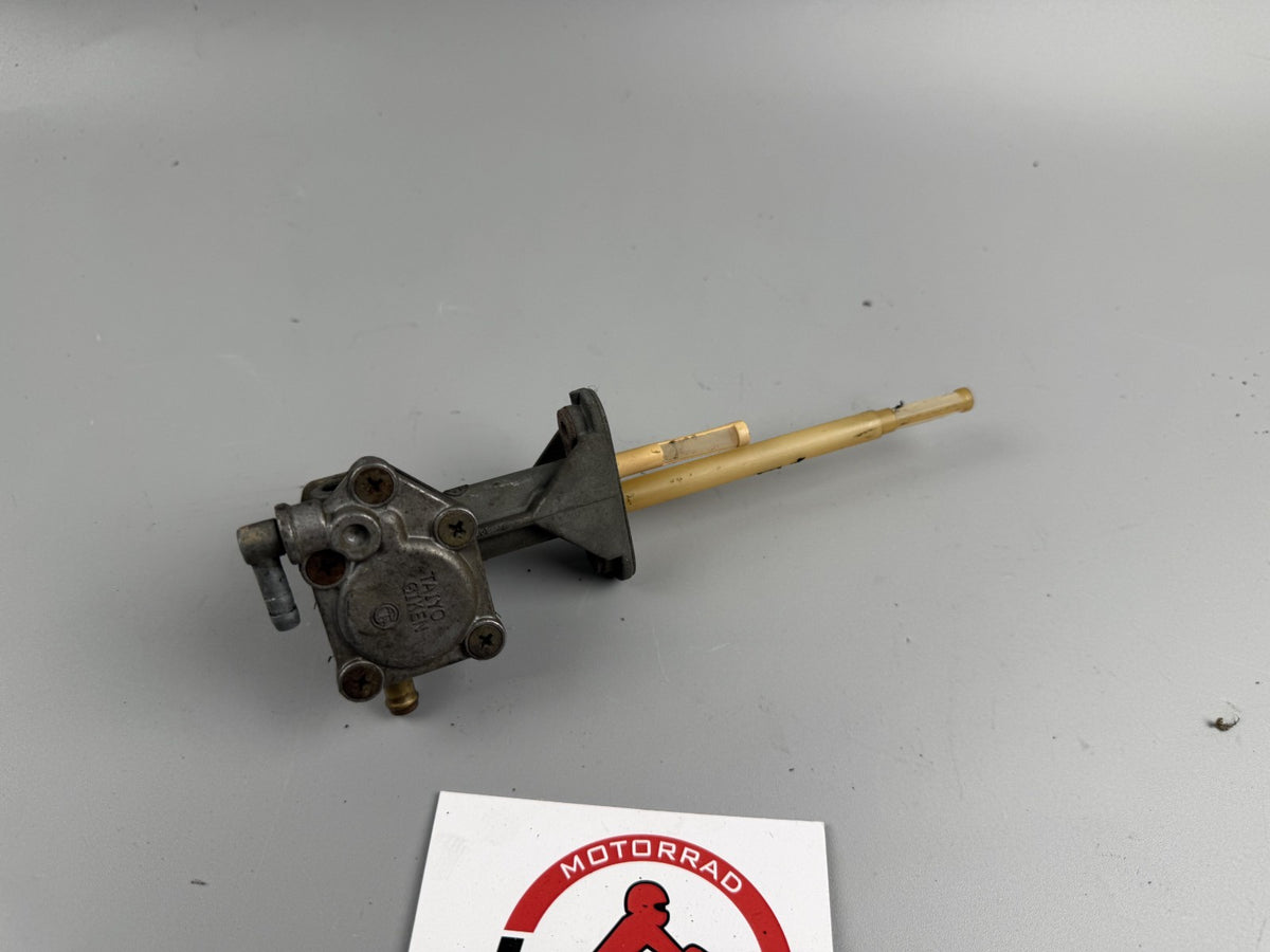 Suzuki GSX 750 AE Inazuma  Benzinhahn Fuel Gas Gasoline Ventil