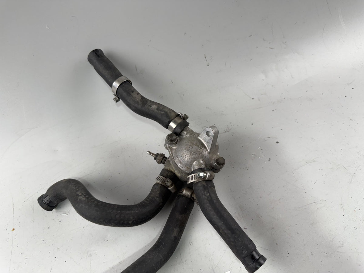 Honda XL600 R Transalp PD 06 Thermostatgehäuse Thermostat Gehäuse Kühler Cooler