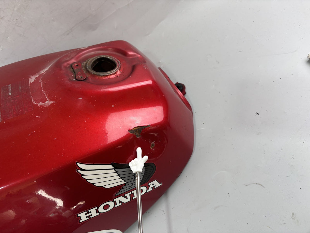 Honda VF 750 F RC15 Tank Treibstoff Kraftstoff Fuel Gas Gasoline Benzintank