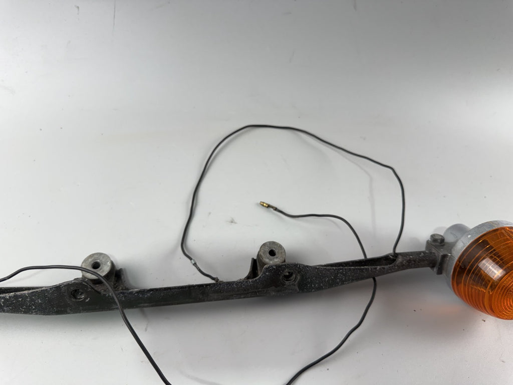 Honda CX500 Güllepumpe Blinker turn Signal Holder Halterung Blinkerpaar