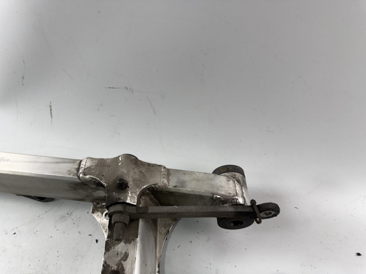 Triumph Tiger 900 T400 Schwinge Schwingarm Swingarm Swing Aufhängung