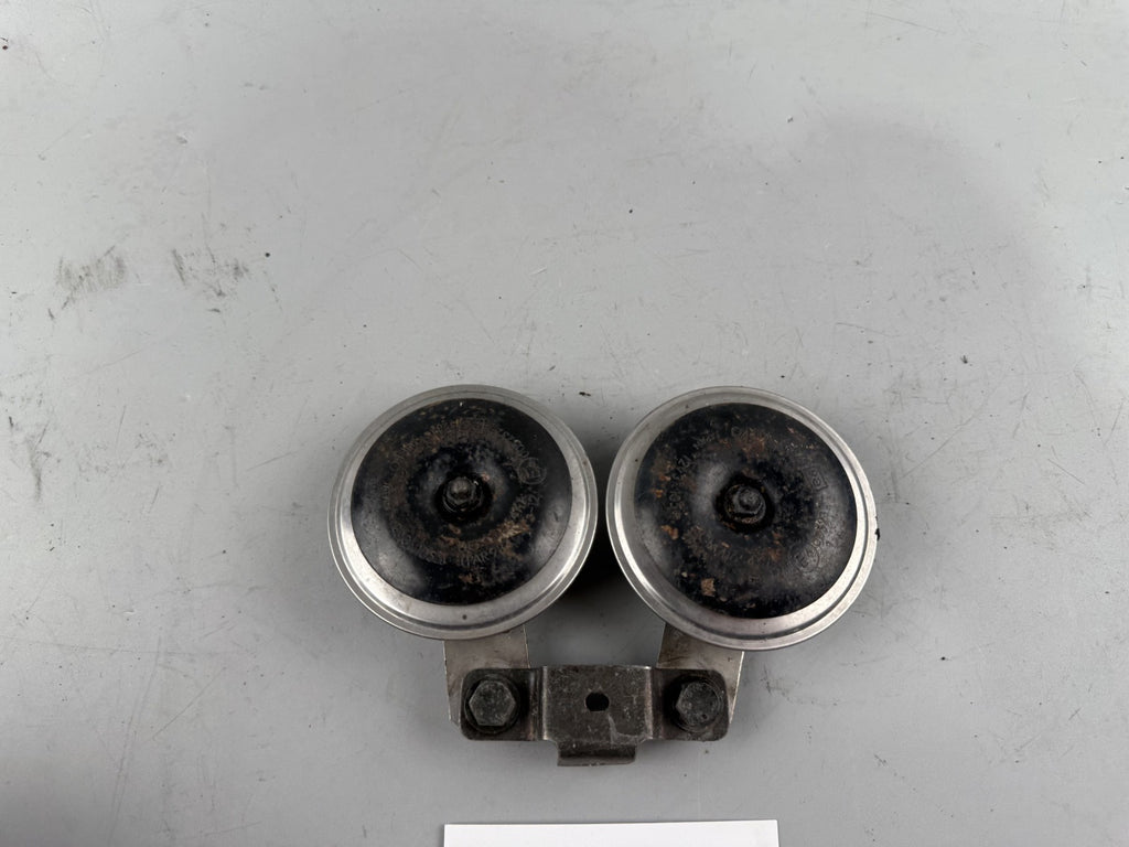 Suzuki GSX 750 AE Inazuma Hupe Horn Signal