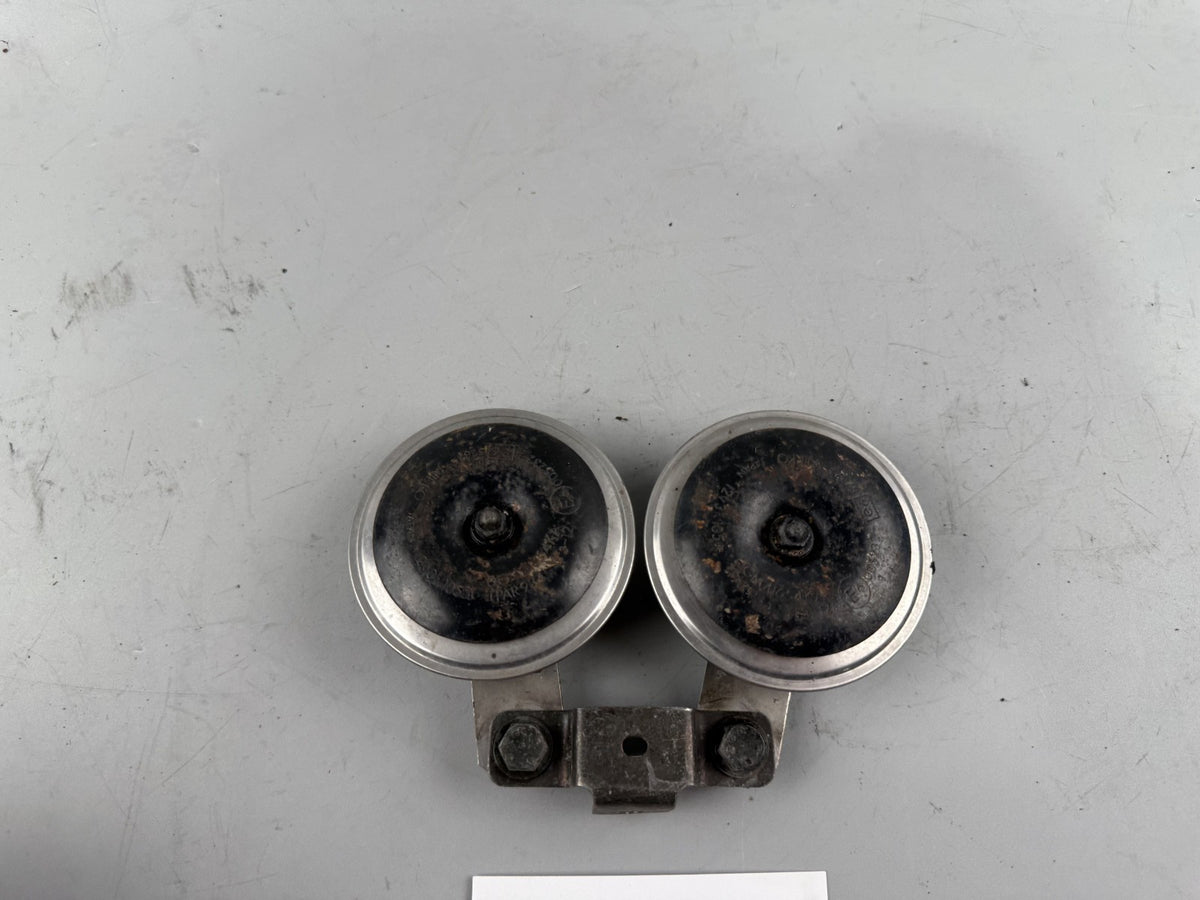 Suzuki GSX 750 AE Inazuma Hupe Horn Signal