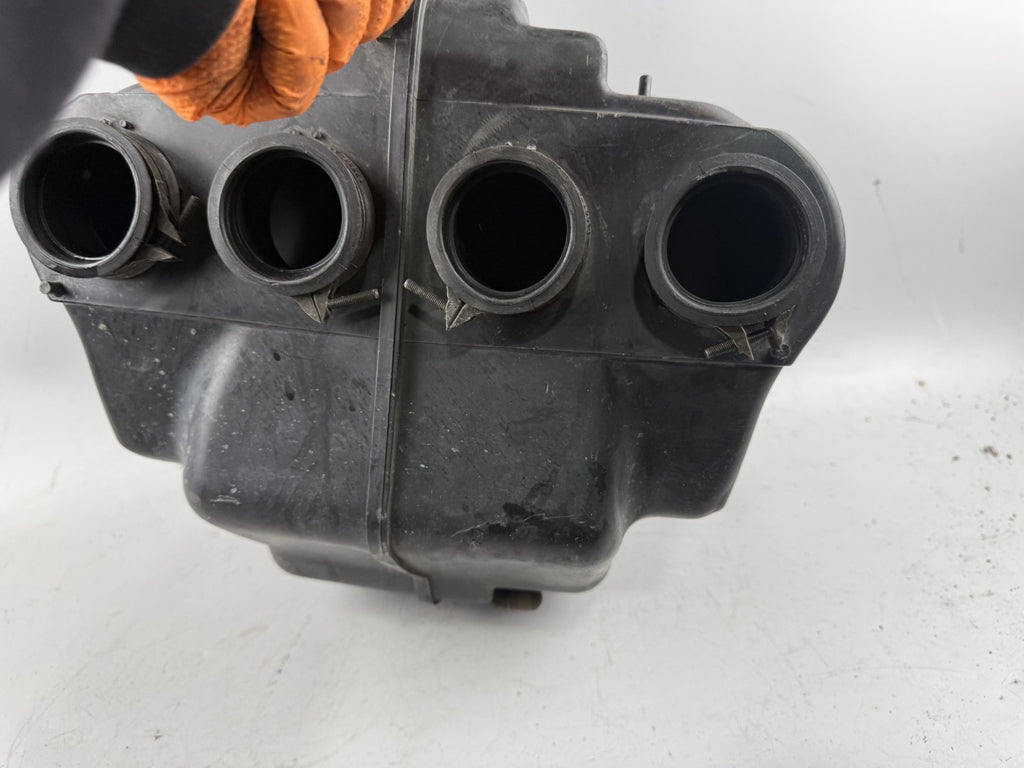 Suzuki GSX 750 AE Inazuma Luftfilterkasten Airbox Ansaugung Luft