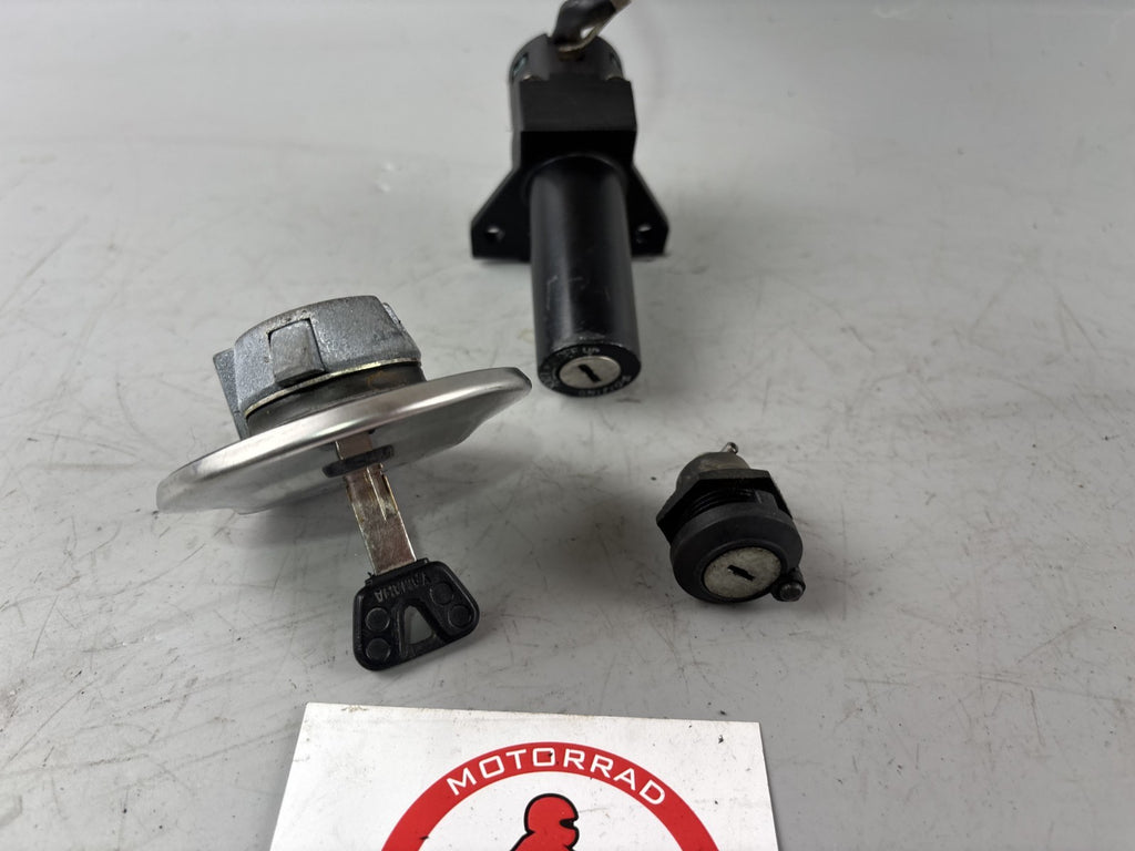 Yamaha YBR 125 RE05 Schlosssatz Zündschloss Sitzbank Tankschloss Key Lock