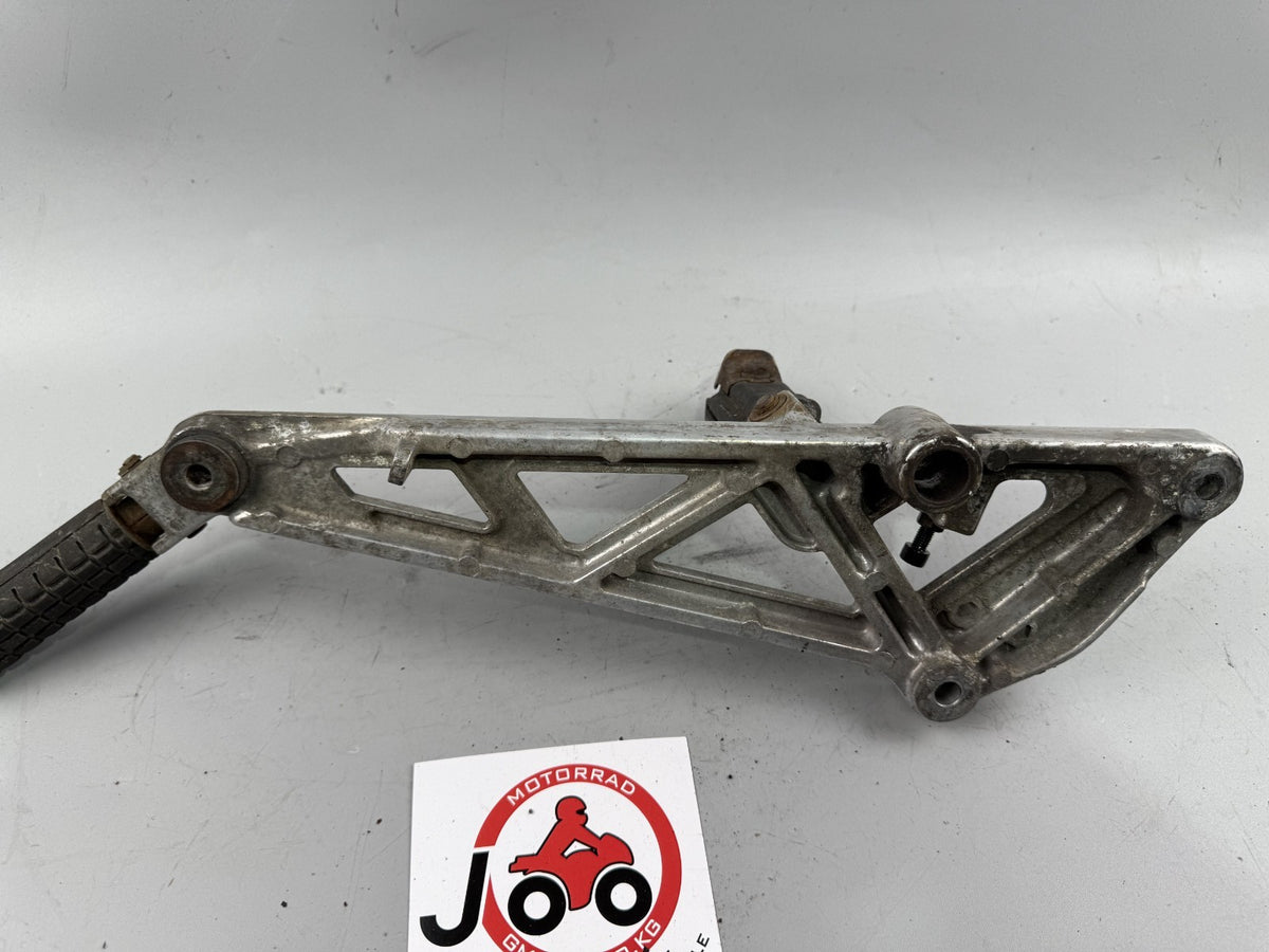 Honda XBR 500 PC15 Fußrastenanlage Fußraste Foot Hangers Step rechts right