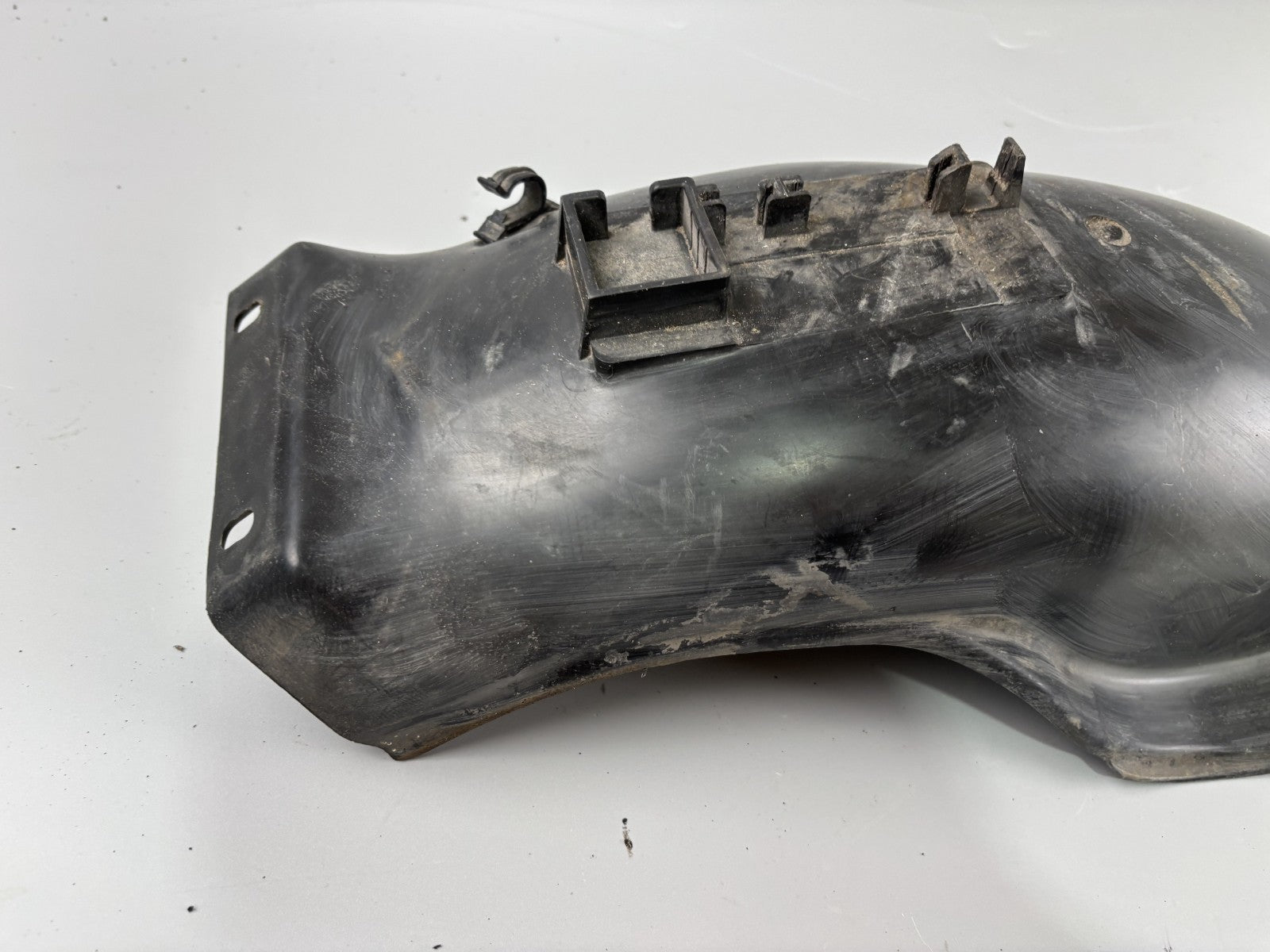 Honda CX500 C PC01 Güllepumpe Fender Radlauf Schutzblech Innenverkleidung