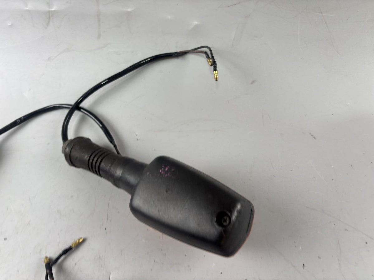 Yamaha XJ 900 Diversion 4KM Blinkerpaar Blinker Signal Licht Lampe Blinkerset