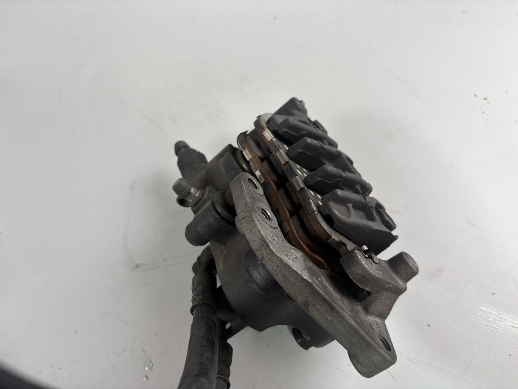 Honda VFR800 RC46/2 VTEC Bremse Bremssattel Brake hinten back Leitung
