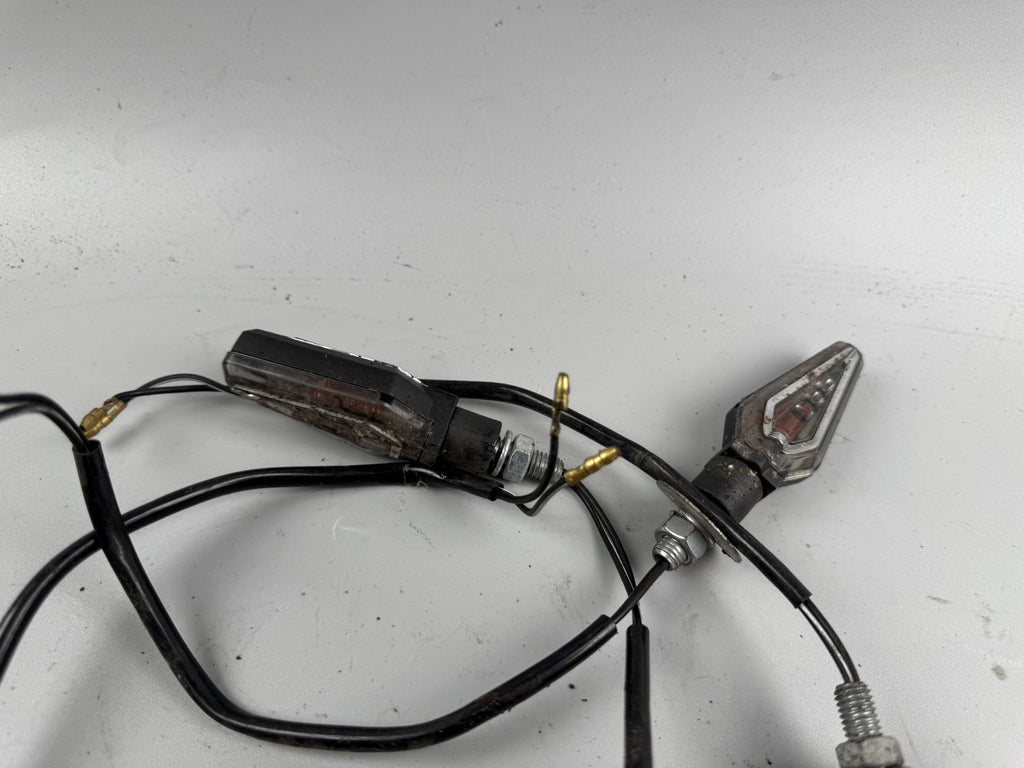 Yamaha XJR1300 RP02 Blinker Blinkerset Blinkerpaar Turn Signal