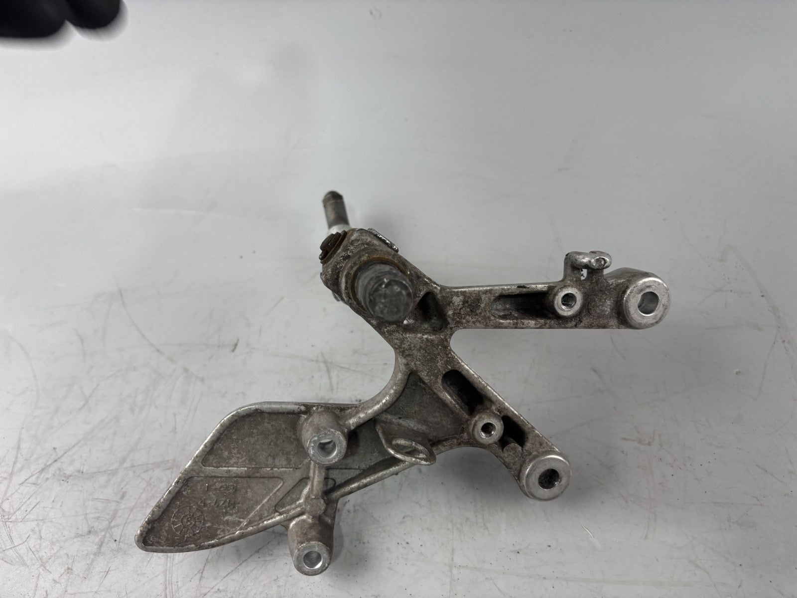 Honda VFR750 F Rc36/2 Fußraste vorne front Foot Hangers Step rechts right