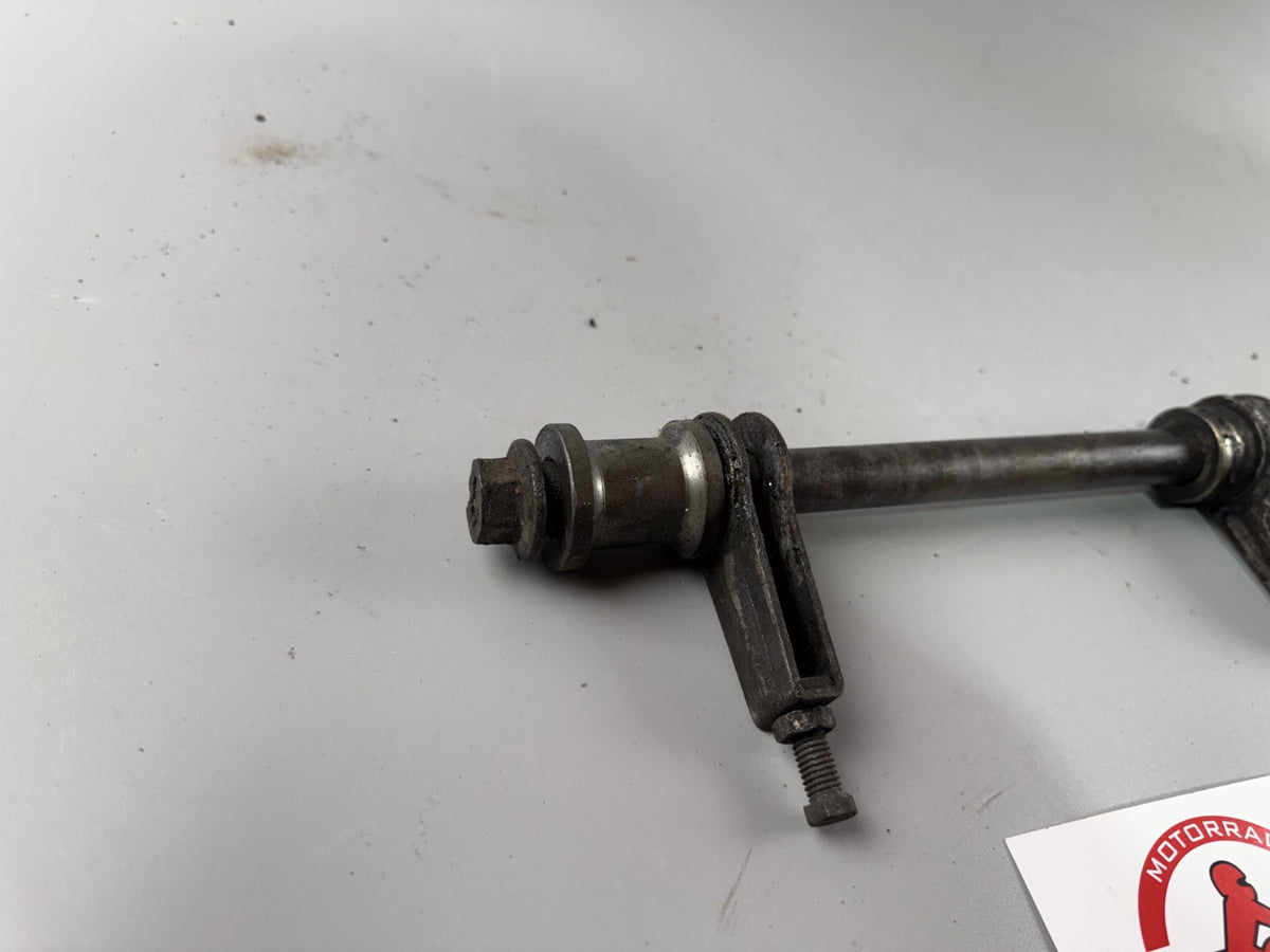 Yamaha XS 400 12E Achse Steckachse Hinterradachse Kettenspanner