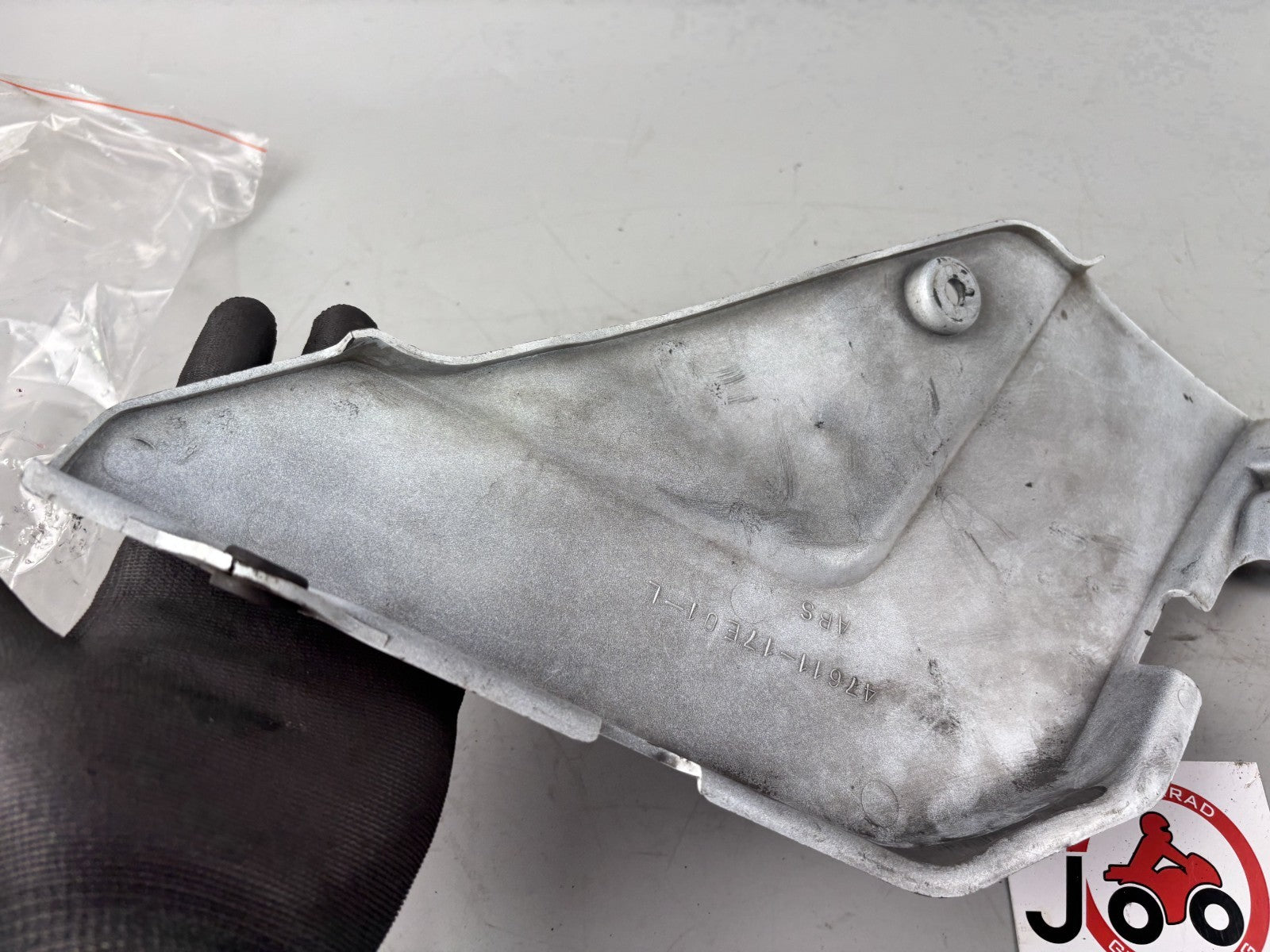 Suzuki GSX-R 750 W GR7BB Seitenverkleidung Sidecover Seitenteil links left