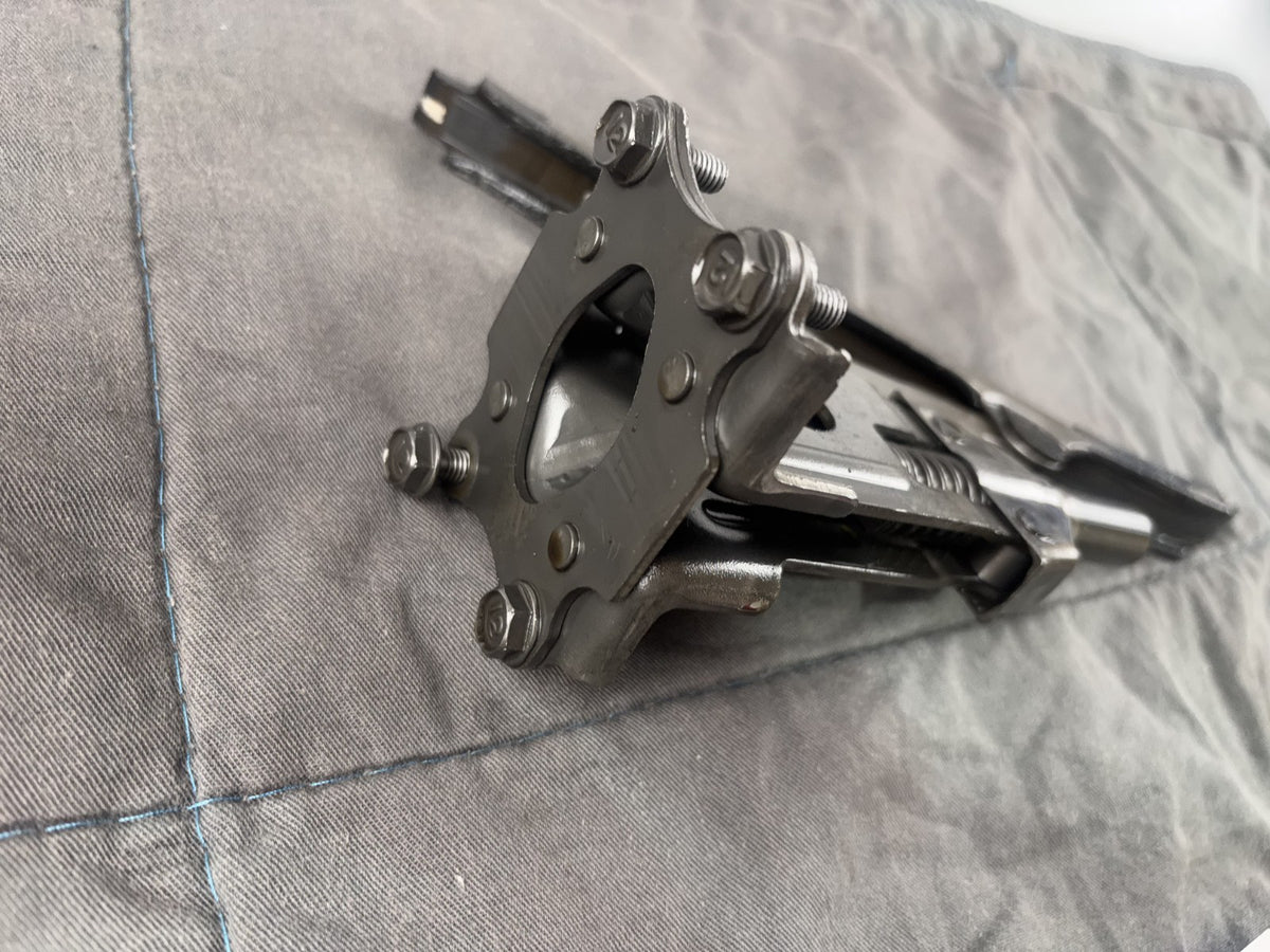 Honda CBR 1000F SC24 Gleitschiene Steuerkette Motor Engine