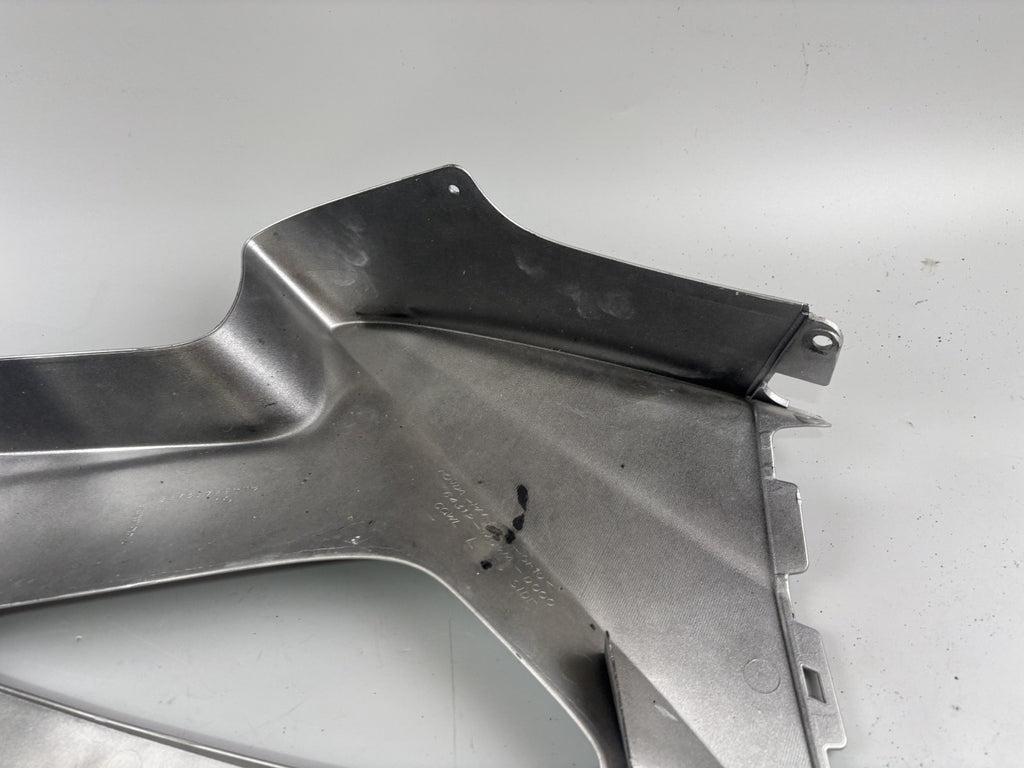 Honda VFR800 RC46/2 VTEC Seitenverkleidung Sidecover Seitenteil links left