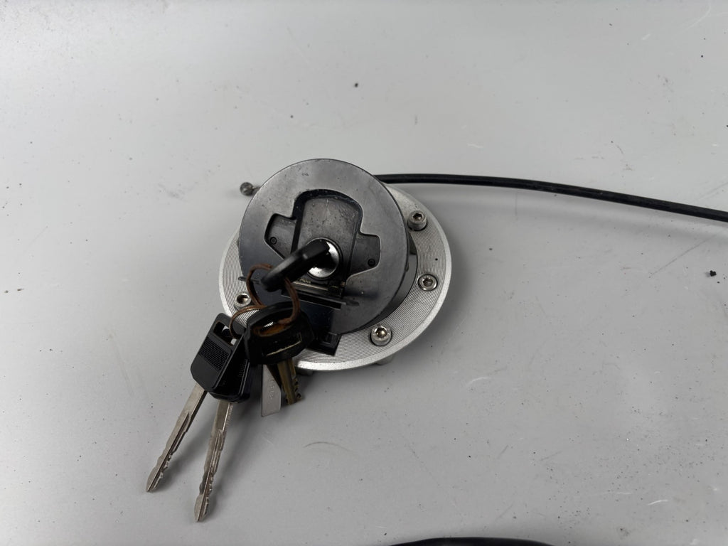 Suzuki GSF600 GN77B Schlosssatz Zündschloss Sitzbankschloss Key Lock