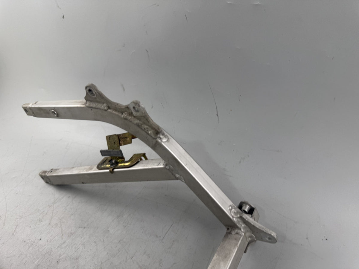 Suzuki GSX-R 600 SRAD AD 97-00 Hilfsrahmen Rahmen Hinten Frame