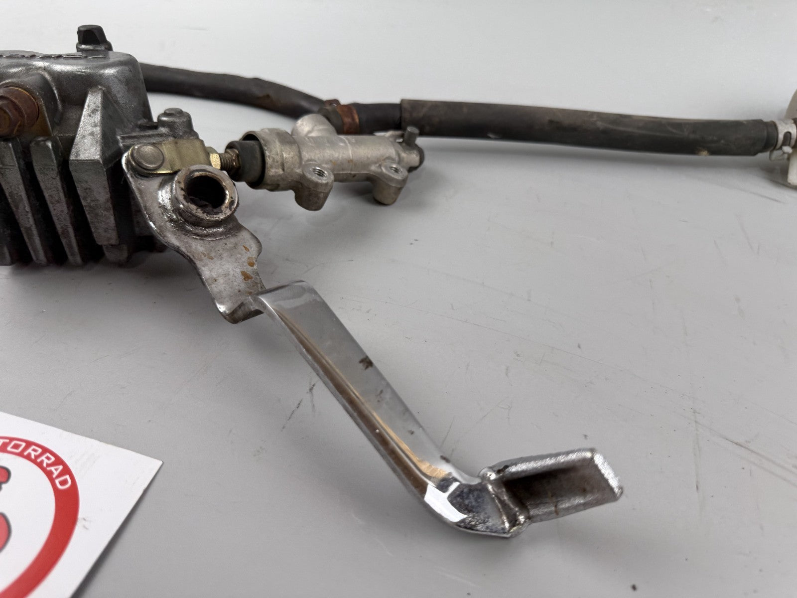 Kawasaki ZR-7 ZR750F Bremsanlage Brake Bremse Sattel Pumpe hinten back