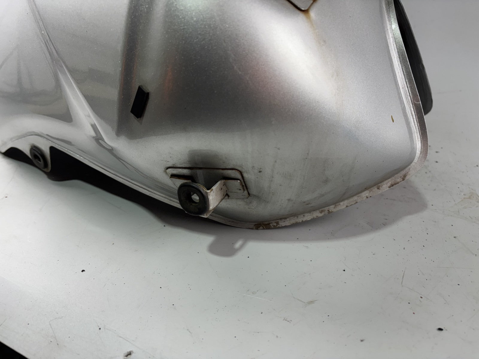 Honda CBF 600 S PC38 Tank Benzintank Kraftstofftank Fuel Gasoline