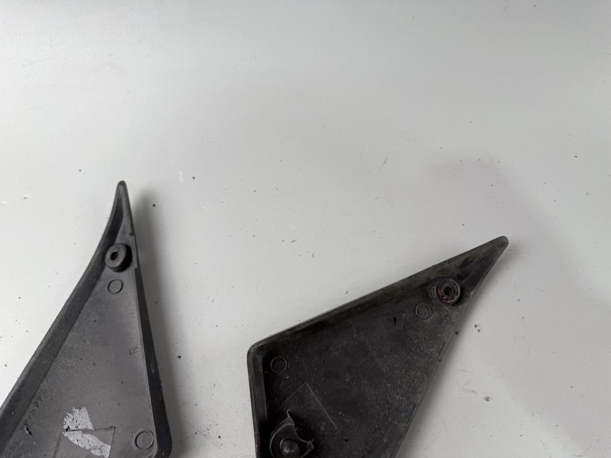 Suzuki GSF600 GN77B Bandit Seitendeckel rahmenabdeckung Cover Verkleidung