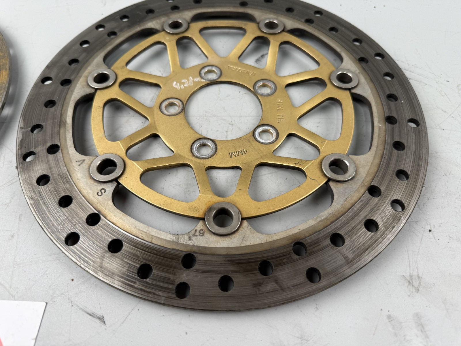 Kawasaki ZR-7 ZR750F Bremsscheibe Brakedisc vorne front Bremse 4,28mm
