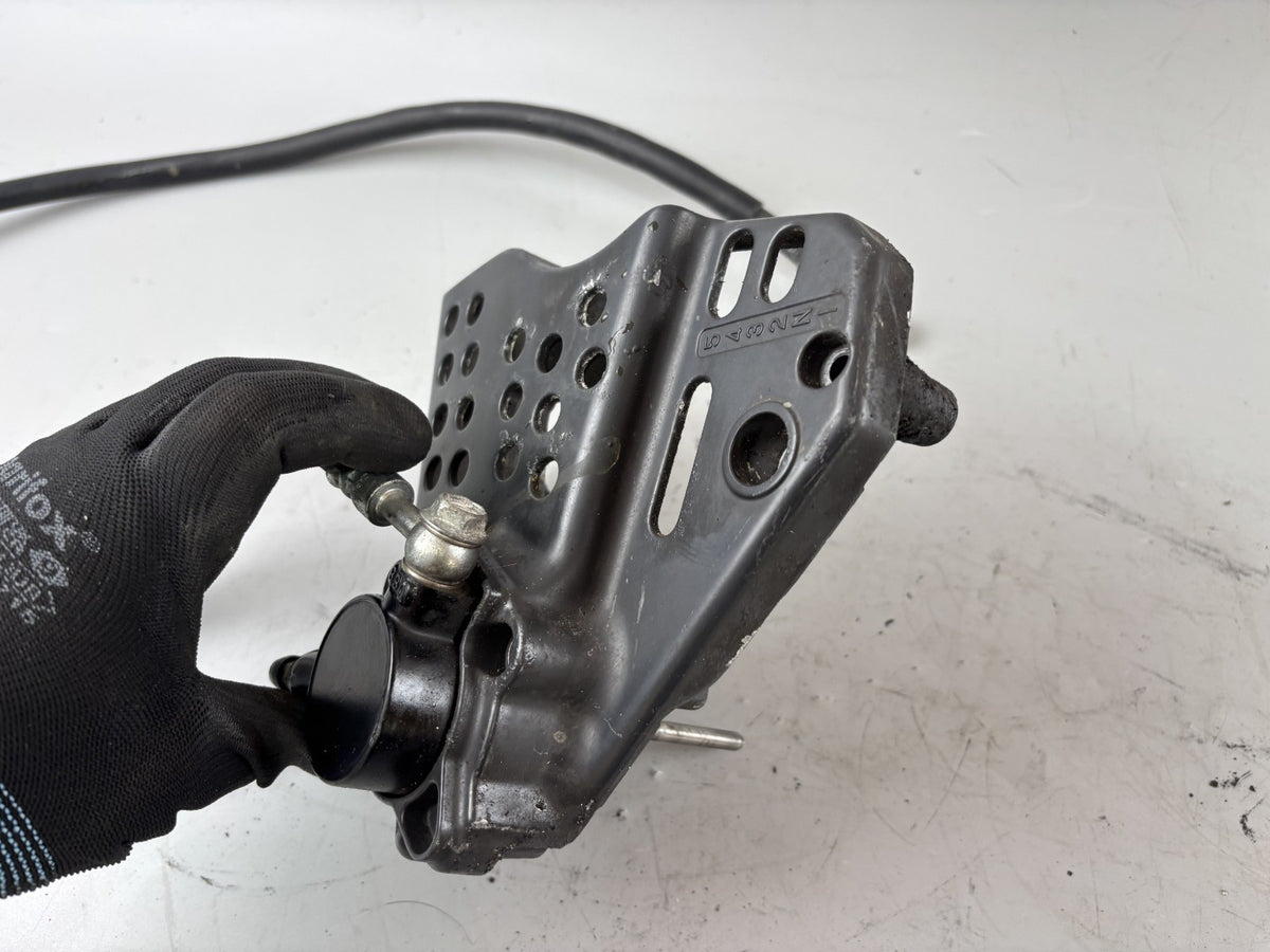 Suzuki GSX-R 1100 W GU75C Ritzelabdeckung Motordeckel Cover Chain Antrieb
