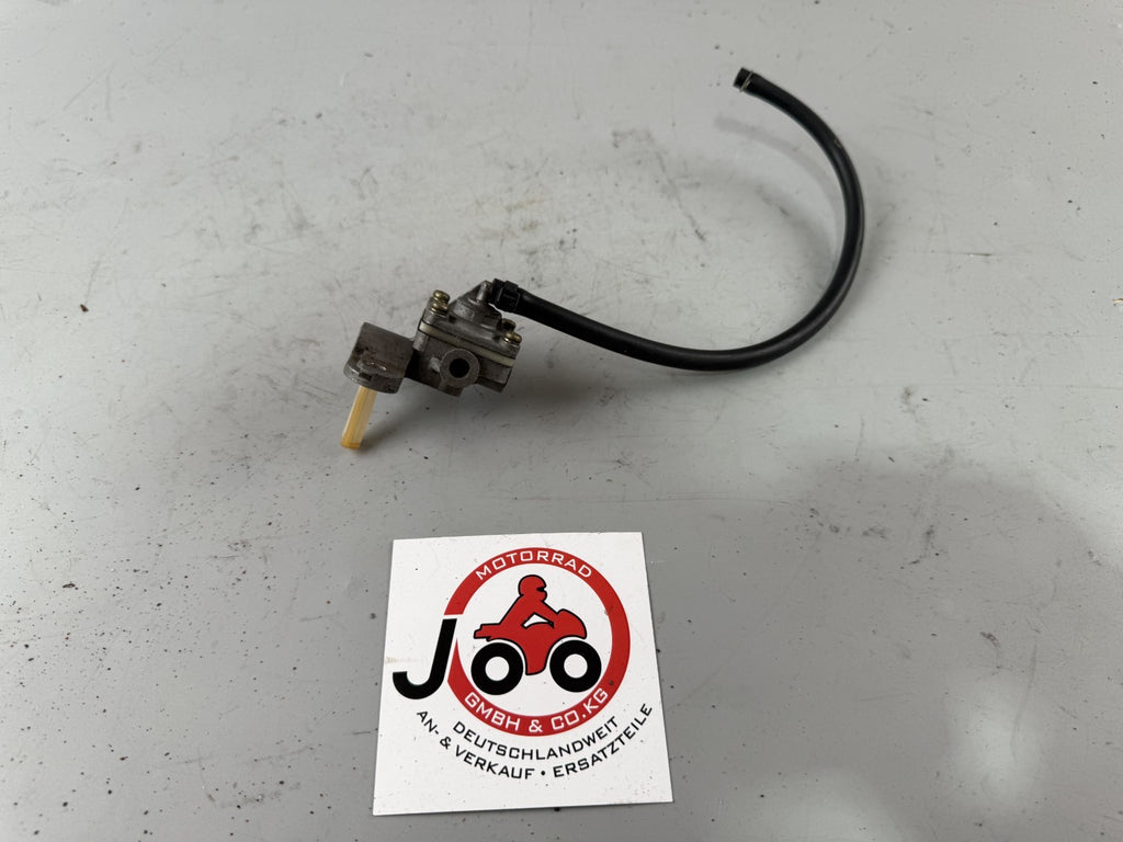 Suzuki GSX 750 AE Inazuma Benzinhahn Fuel Gas Gasoline Ventil