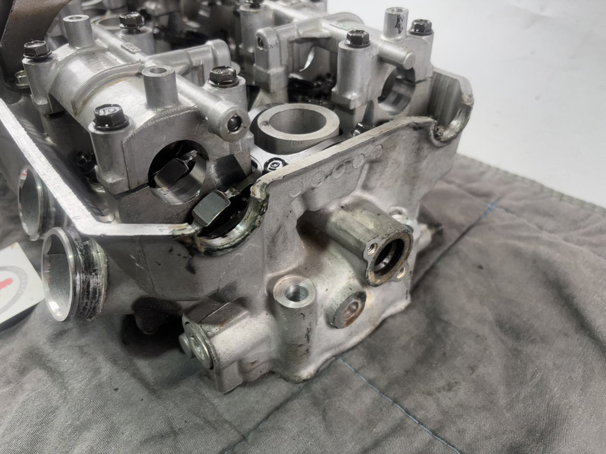 Honda CBR 1000F SC24 Zylinderkopf Cylinder Head Motor Engine
