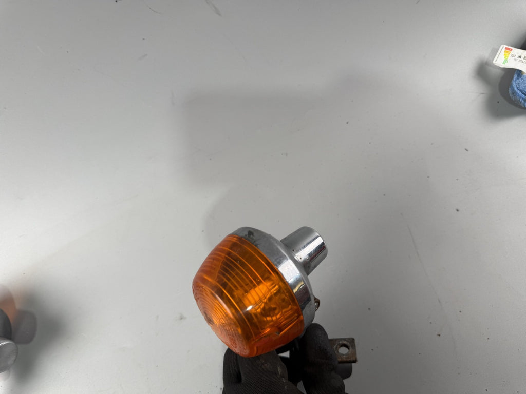 Honda CX500 Güllepumpe Blinker turn Signal Holder Halterung Blinkerpaar