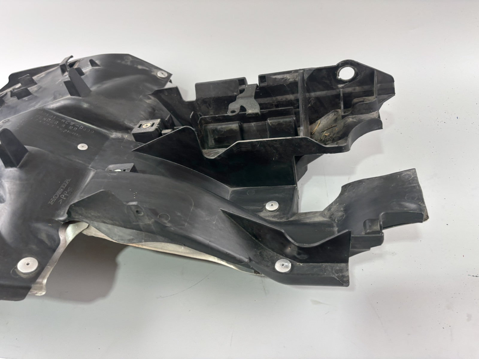 Honda VFR800 RC46/2 VTEC Heckuntersicht Radlauf Verkleidung Innen Cover