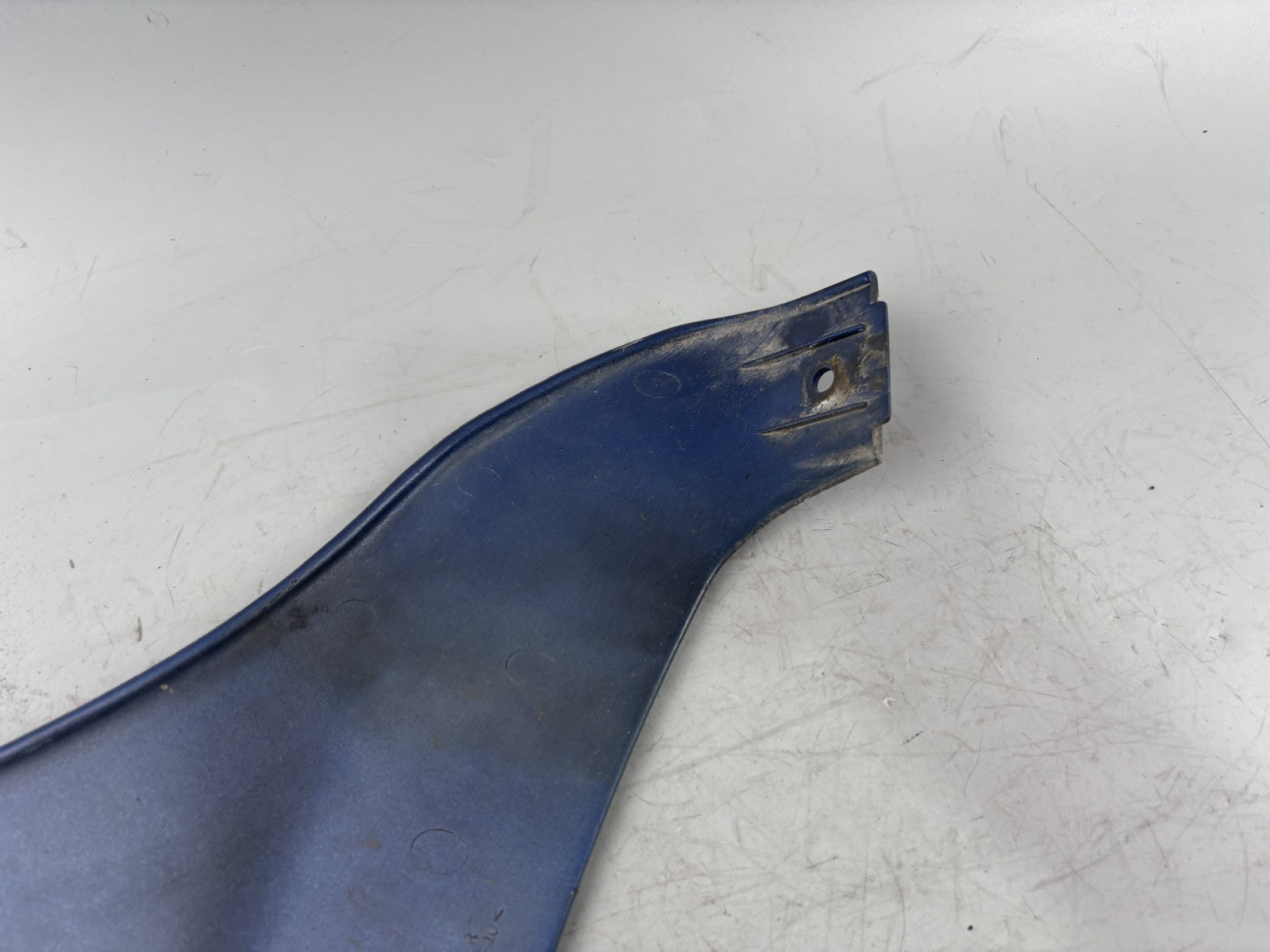 Suzuki RF 600 R GN76A Abdeckung Innen Verkleidung Spoiler Bug Bugspoiler rechts