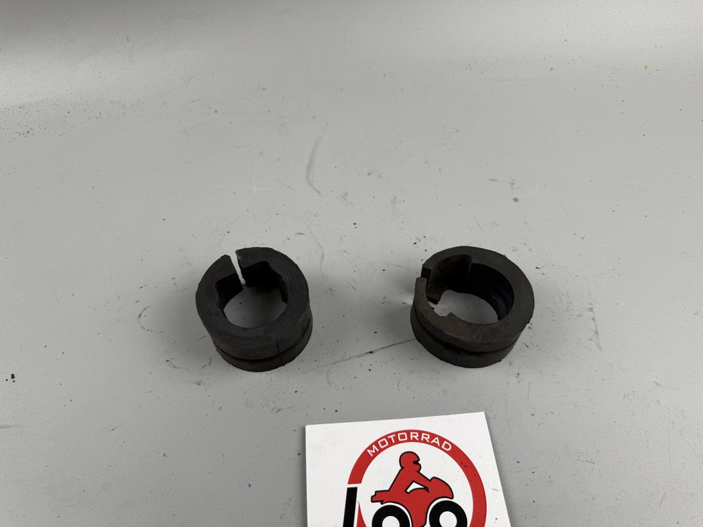 Yamaha XJR1300 RP02 Tankgummi Vibrationsschutz Holder Halter Rubber Gummi