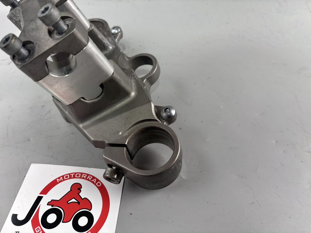 Honda CB 600 F Hornet PC34 Gabelbrücke Bridge Verbindung obere oben