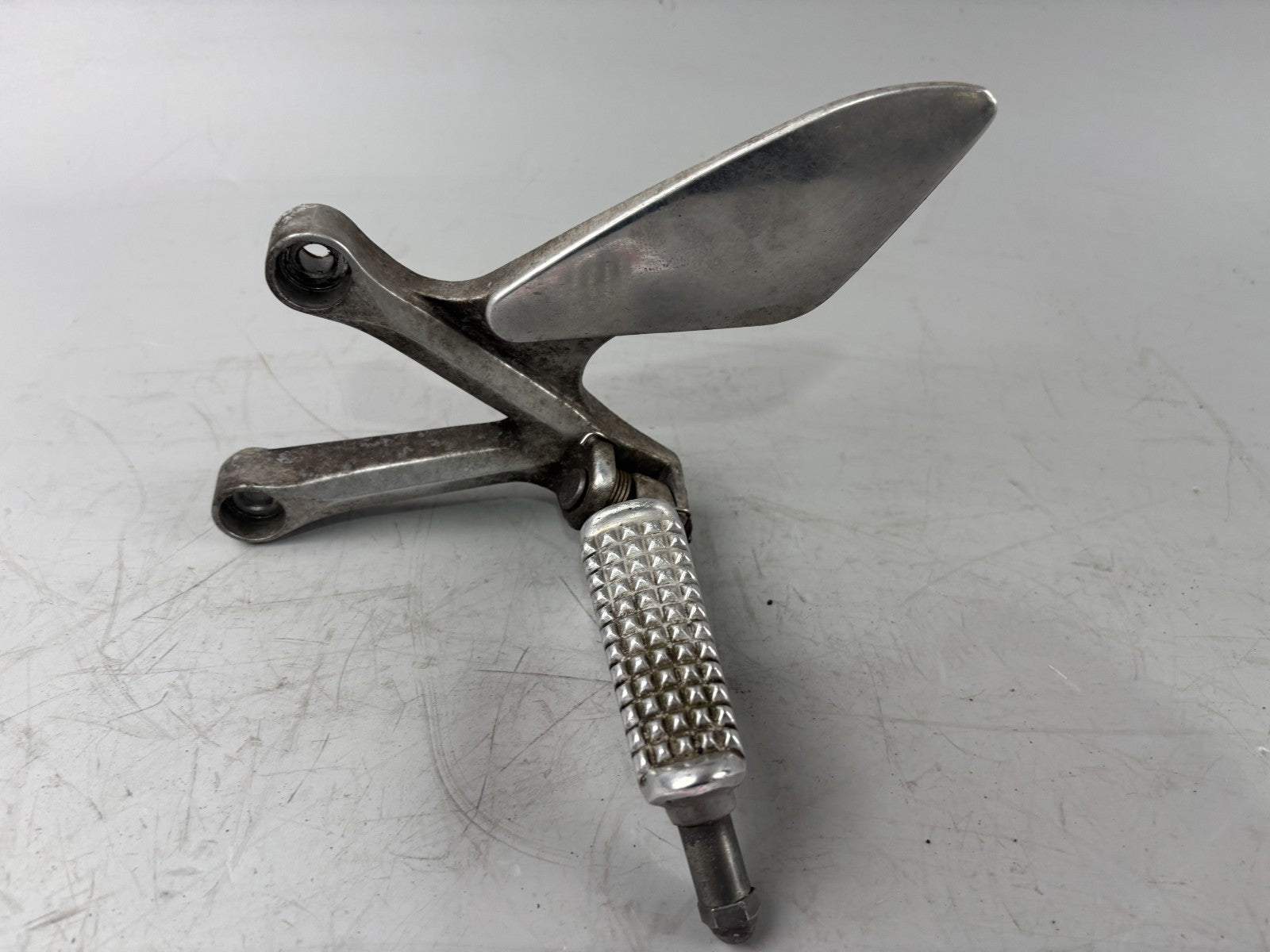 Honda VFR750 F Rc36/2 Fußraste vorne front Foot Hangers Step links left