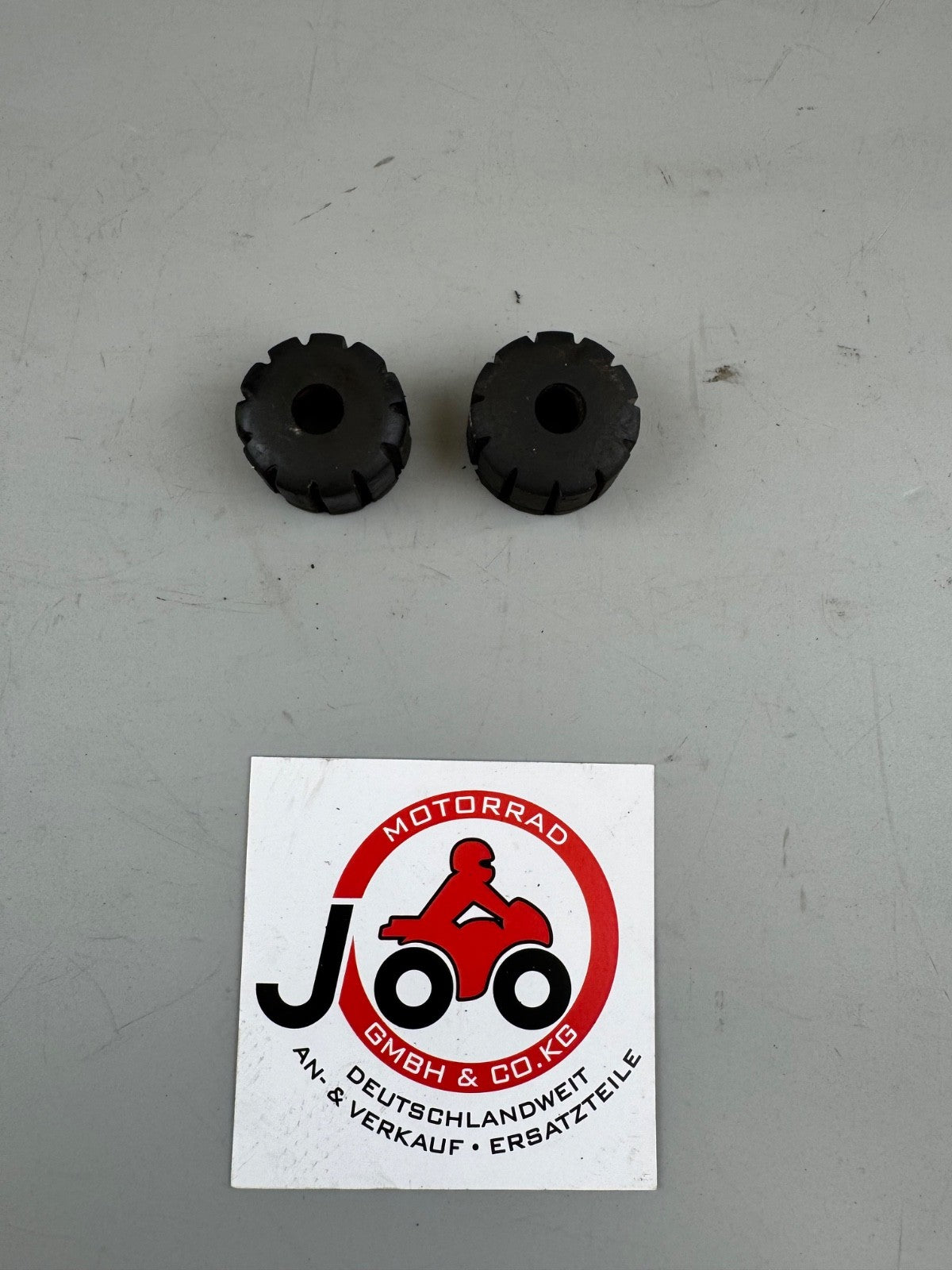 Honda CB 450 N PC14 Tankgummi Rückdämpfer Gummi Benzintank Dämpfer