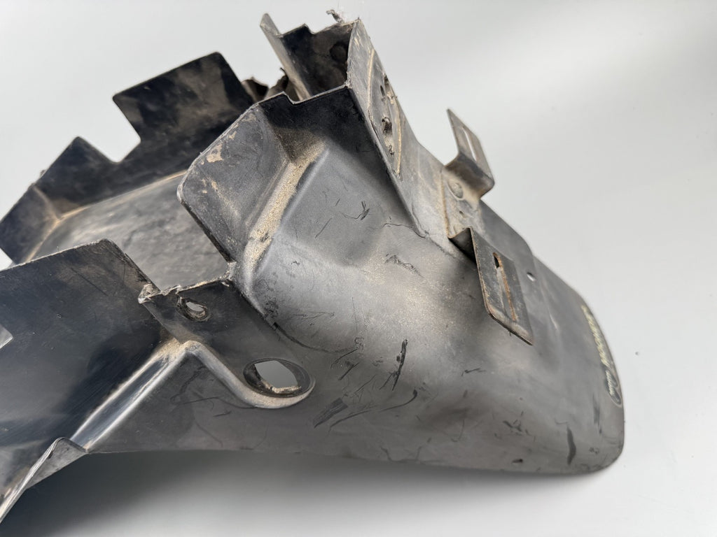 Suzuki GSF600 GN77B Heckuntersicht Fender Schutzblech Kotflügel Spritzschutz