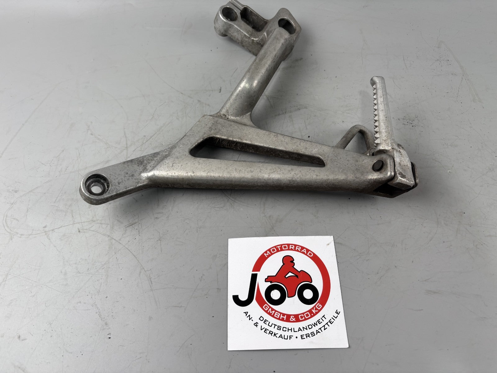 Honda VFR750 F Rc36/2 Fußraste hinten links Soziusfußraste Foot Step Hanger