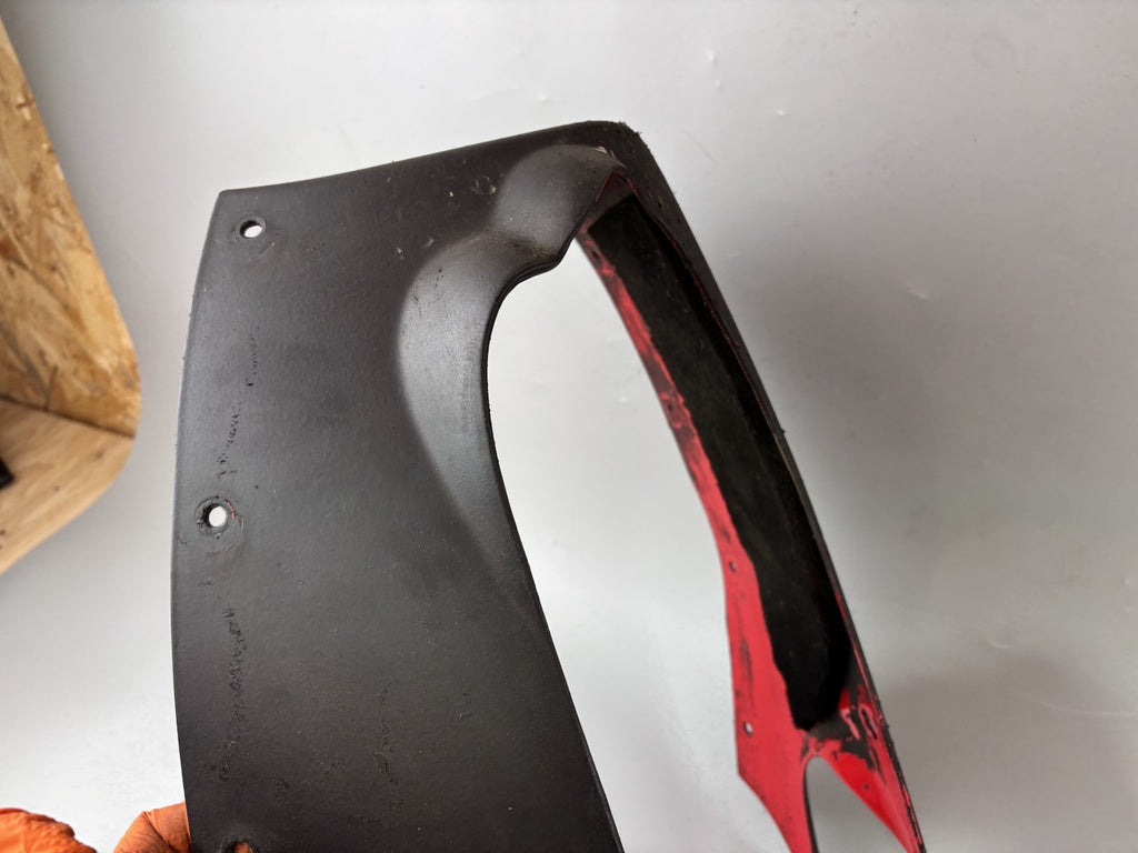 Triumph Daytona 955 T 595 Bugspoiler Verkleidung Cover Abdeckung unten Spoiler