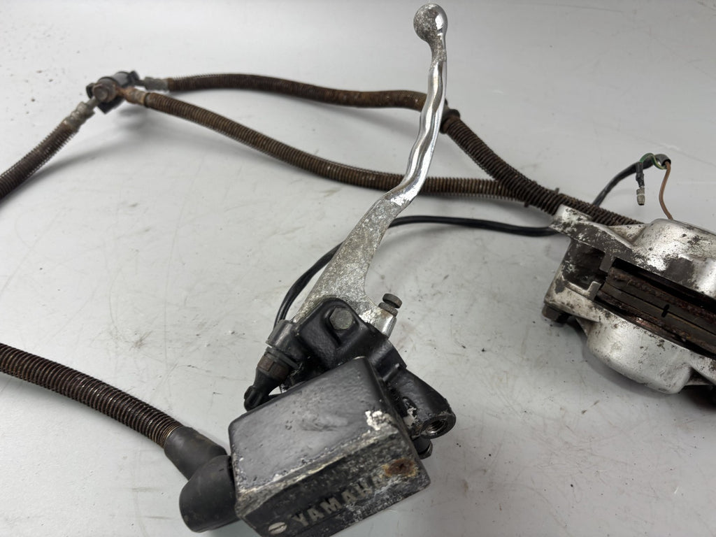 Yamaha XV700 Virago 56E Bremsanlage Bremse brake Sattel Pumpe Zange vorne front