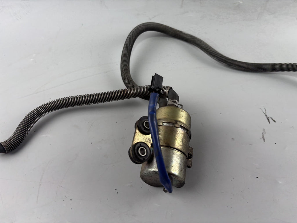 Suzuki GSX 1200 A3 Inazuma Fuel Pump Benzinpumpe Motor Engine Einspritzung