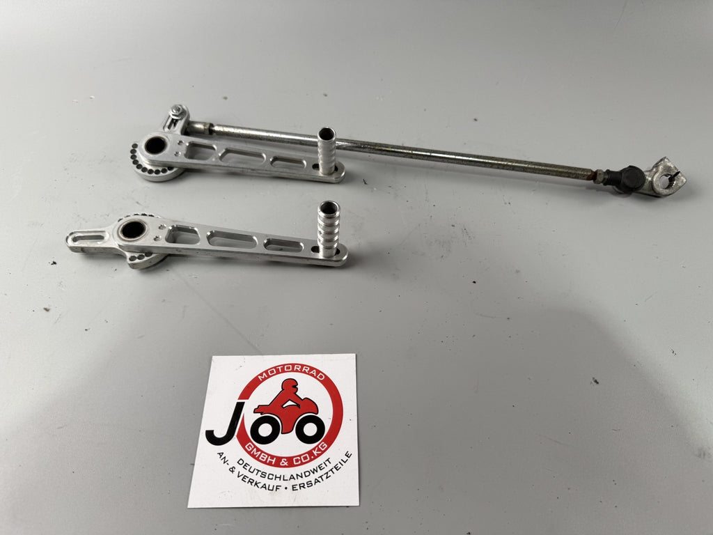 Suzuki GSX - R 1100 GV73C Schaltgestänge Bremspedal Fußhebel Brake Switch Step