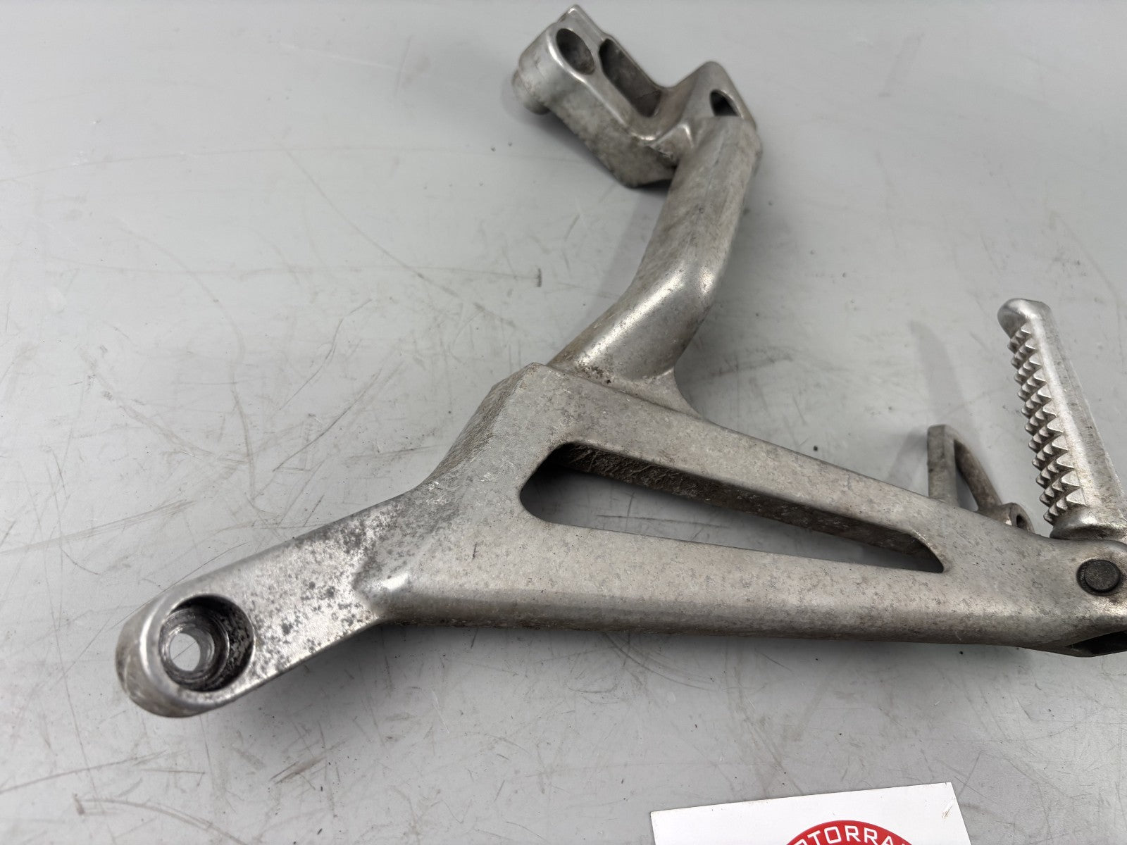 Honda VFR750 F Rc36/2 Fußraste hinten links Soziusfußraste Foot Step Hanger